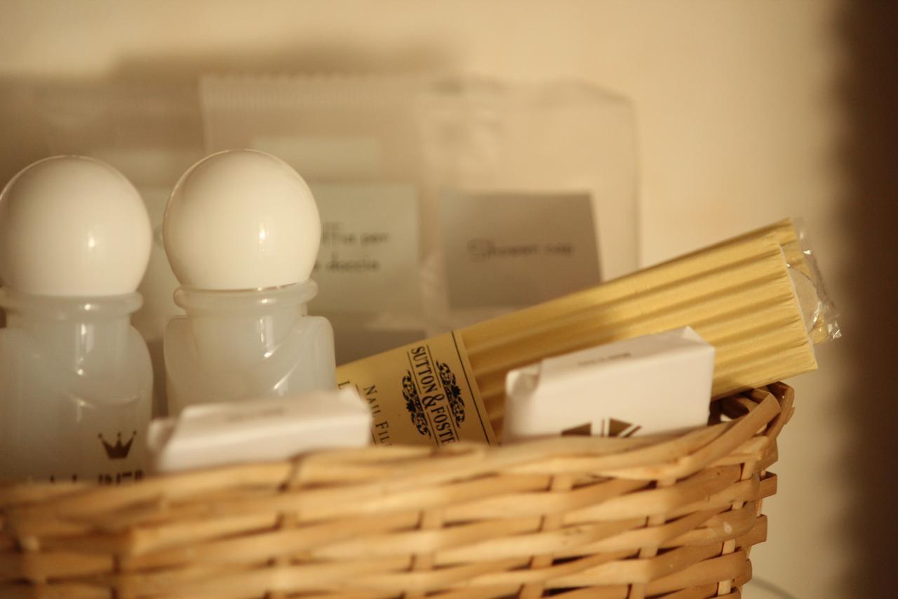 Hotel Lory ピンツォーロ エクステリア 写真